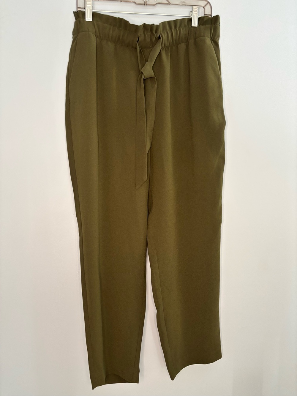 LOFT Women's Paperbag Waist Tie Belt Ankle Pants Dark Green Size Medium Pockets